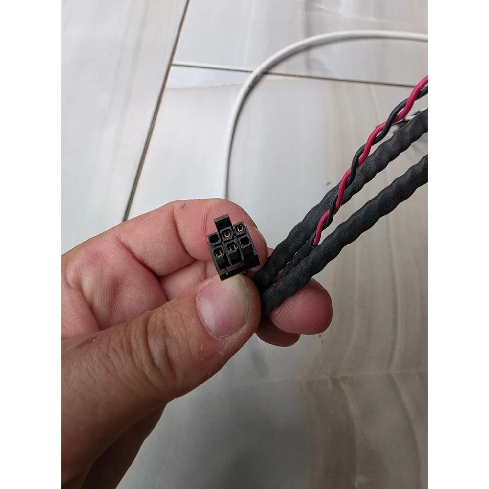 Multi-Pin Electronic Wiring Harness with 6-Pin Molex and‎ 2-Pin Connectors F2